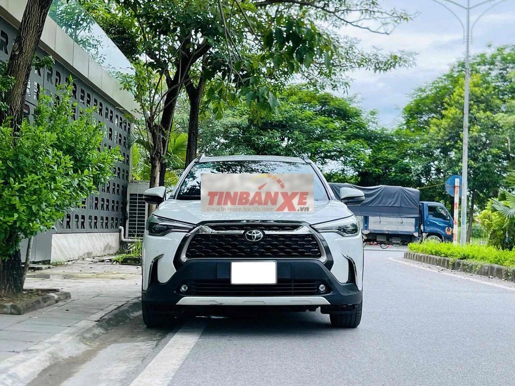 Toyota Corolla Cross V Trắng 5 chỗ