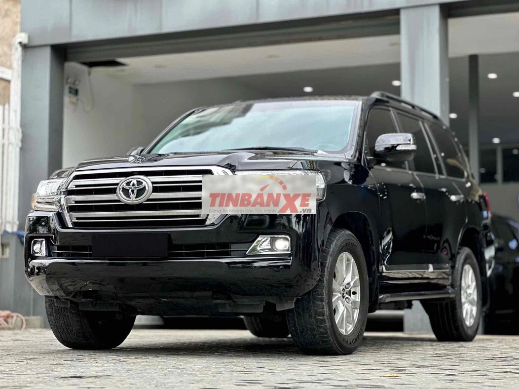 Toyota Land Cruiser VX 2016 4.6 V8 Đen 1Chủ