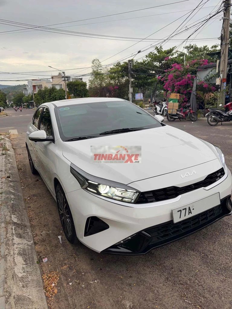 Kia K3 Luxury 2024 Trắng 4 vạn
