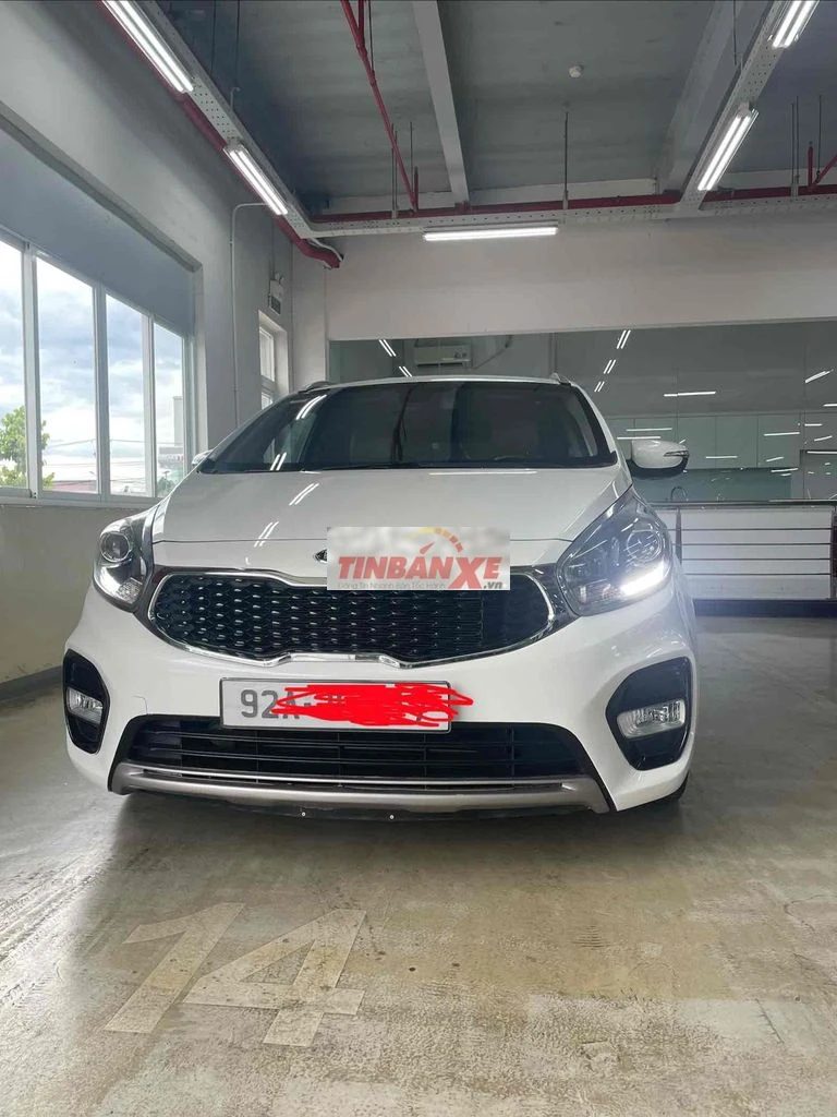 Kia Rondo 7 chỗ số tự động xăng 86.198 km