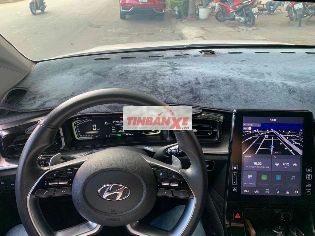 Hyundai Custin 1.5L Tiêu Chuẩn 2024 Trắng