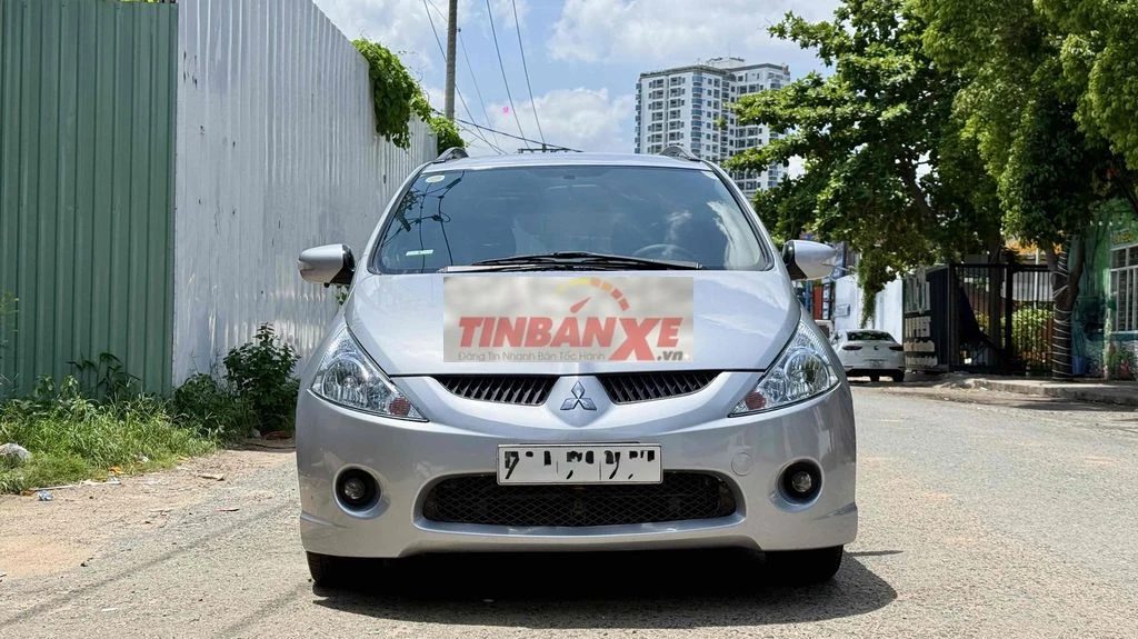 Mitsubishi Grandis 2005 Bạc 150000 km
