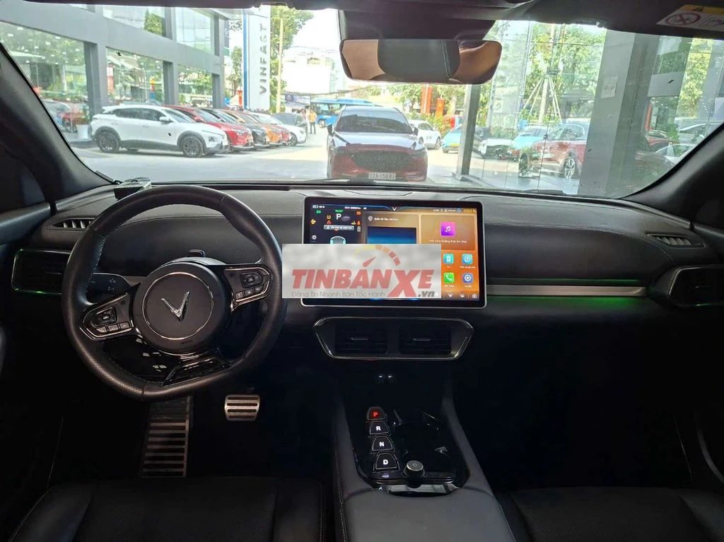 Xe điện VinFast VF8 Plus Đen