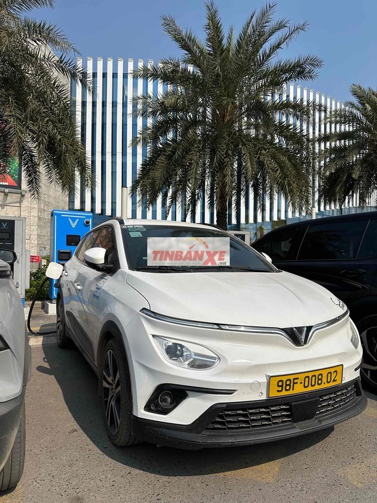 VinFast VFe34 2022 Trắng 130000 km