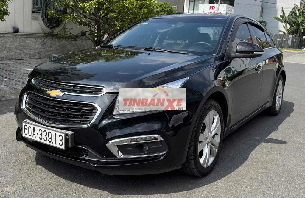Chevrolet Cruze 2024 Tự động Đen 5 chỗ