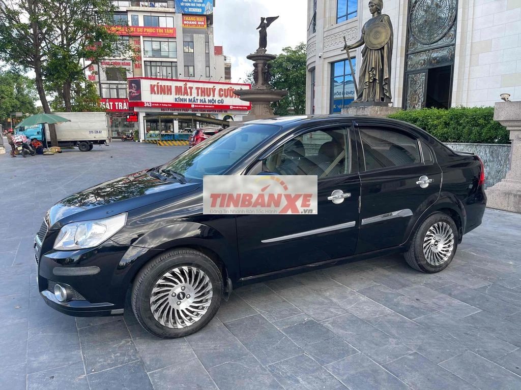 Chevrolet Aveo Đen