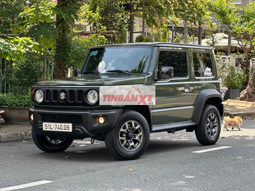 Suzuki Jimny 2024 Xanh rêu 4 chỗ