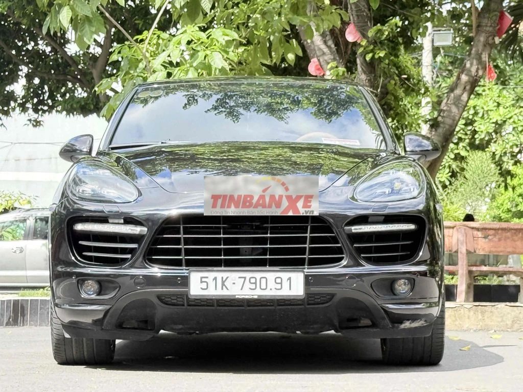 Porsche Cayenne S 2012 4.8L