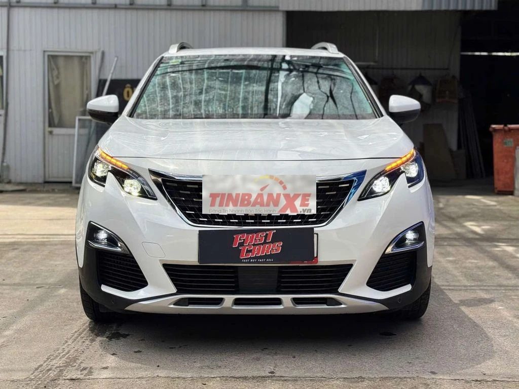 Peugeot 3008 2018 bản GT 1.6 Turbo,màu trắng