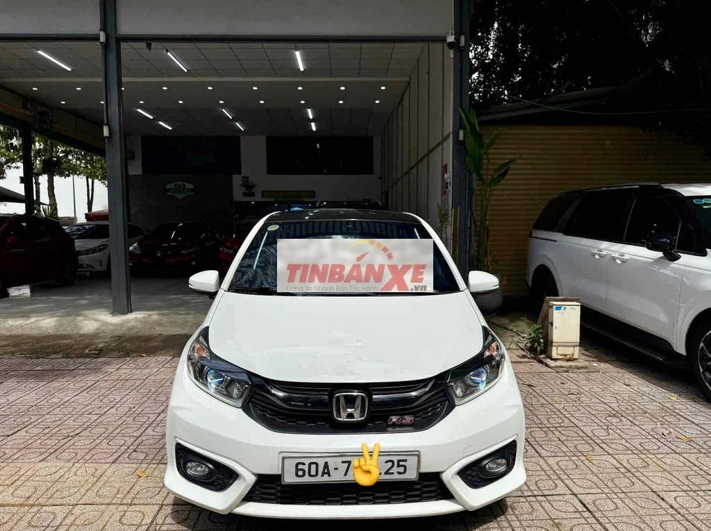 Honda Brio RS 2019 Trắng Nhập khẩu