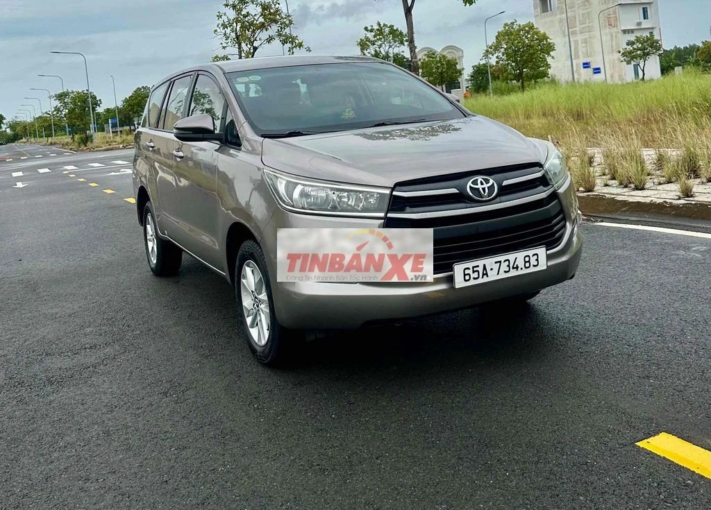 Bán Innova MT 2.0 2018 keo chỉ zin đẹp long lanh