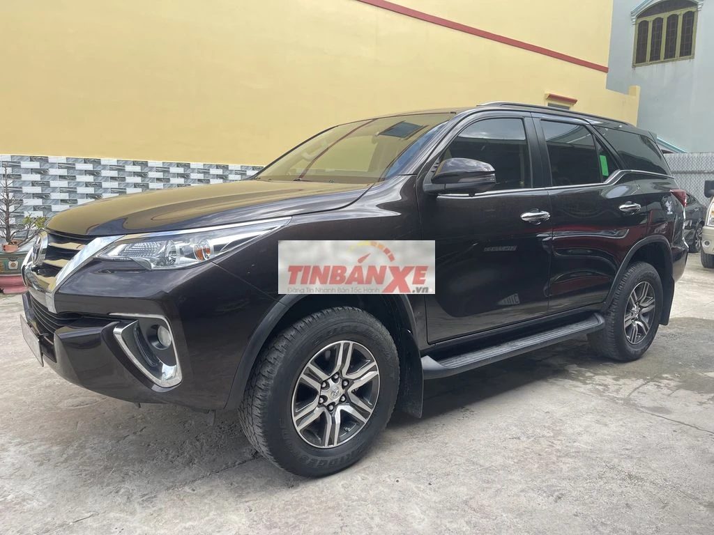 Fortuner 2019 AT 1 chủ màu Nho Mỹ 0 hạt