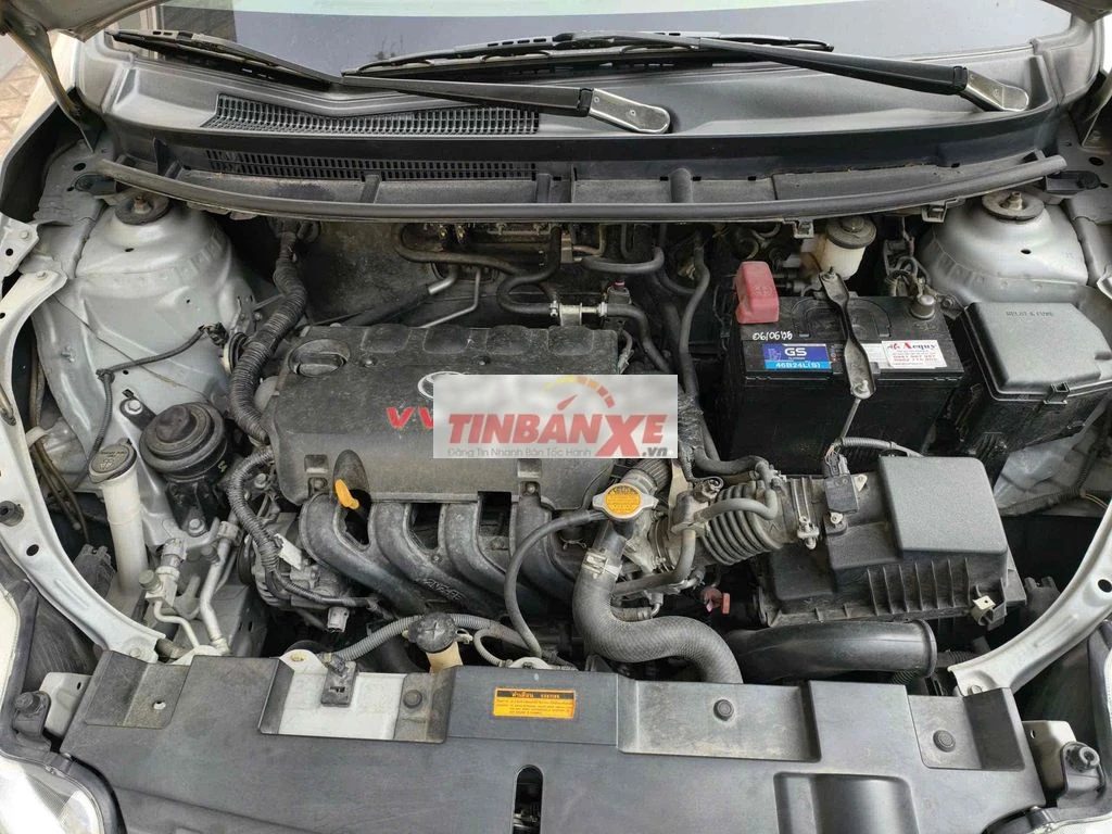 Toyota Yaris Bạc 5 chỗ