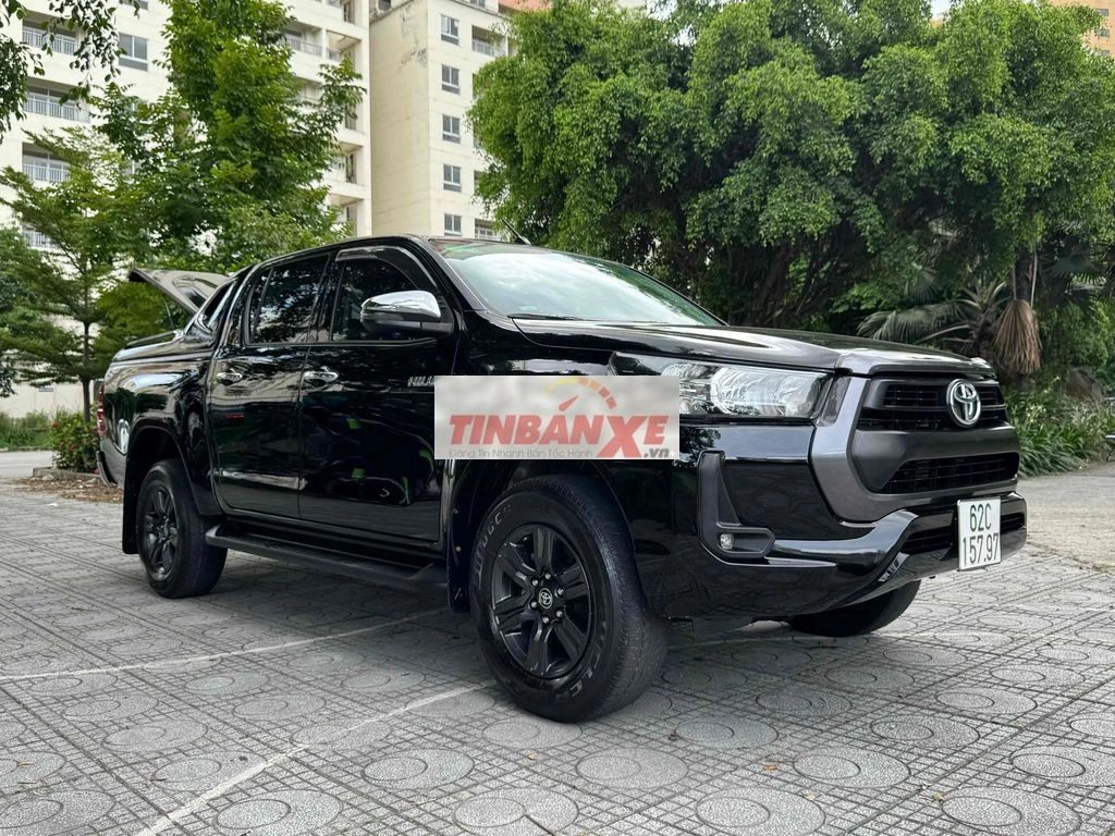 Toyota Hilux 2020 Số tự động 1 cầu, xe tại nhà