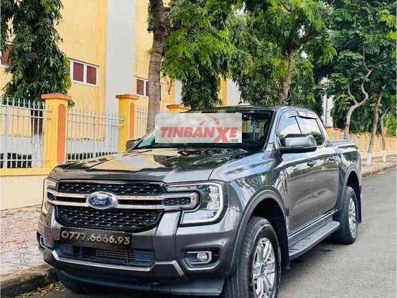 Ford Ranger XLT 2022 2.0 4x4 Tự động Xám