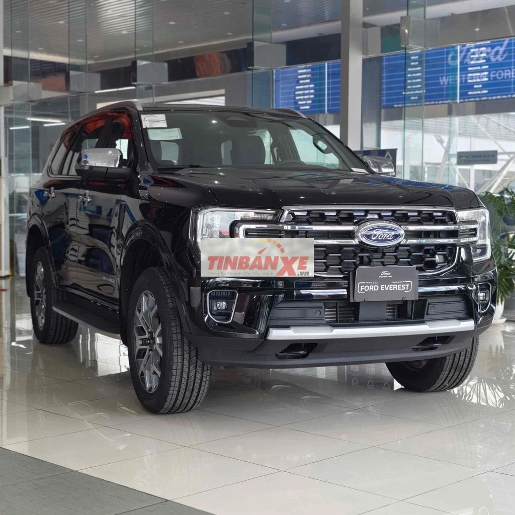 Ford Everest Titanium 4x2 2026 MỚI 100% nhập Thái