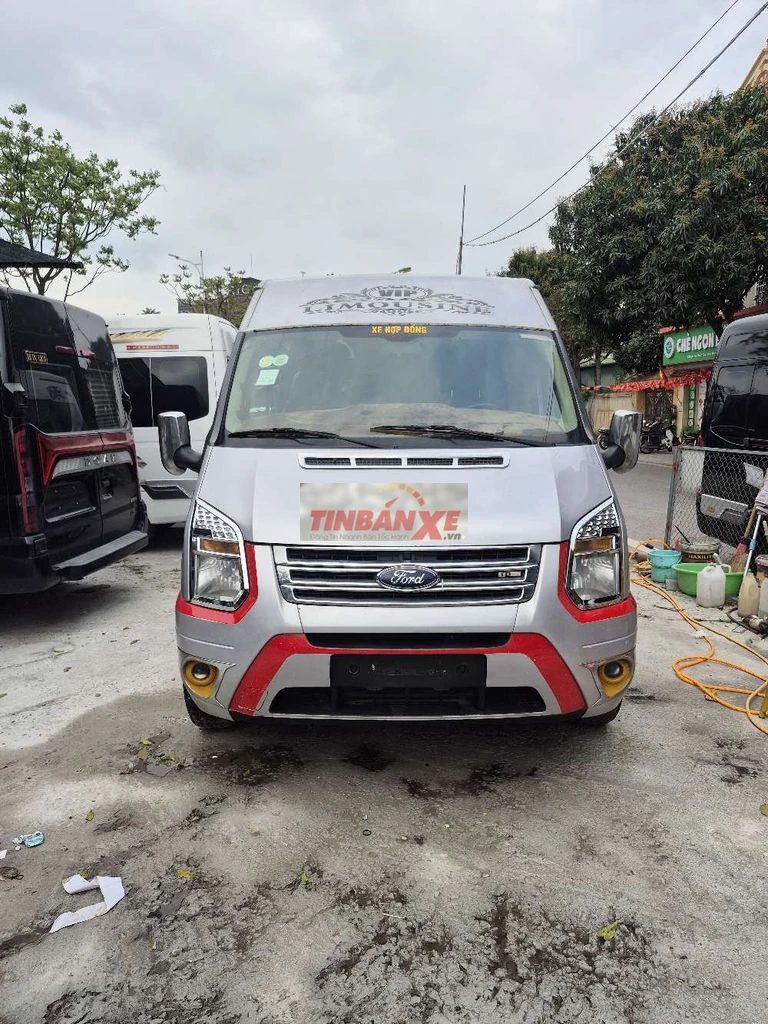 Ford Transit 16 chỗ Bạc