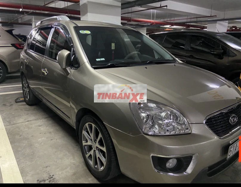 Kia Carens 2013 Số sàn Vàng đất 43,991km