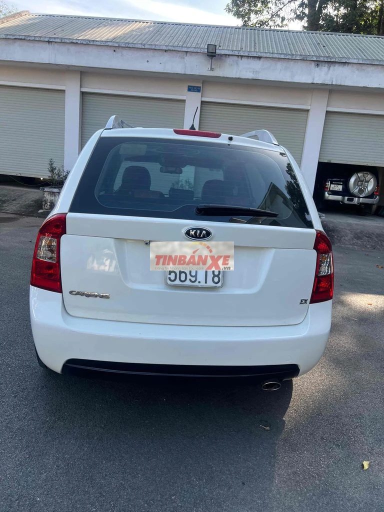 Kia Carens 2015 Ex 2.0. - 125000 km