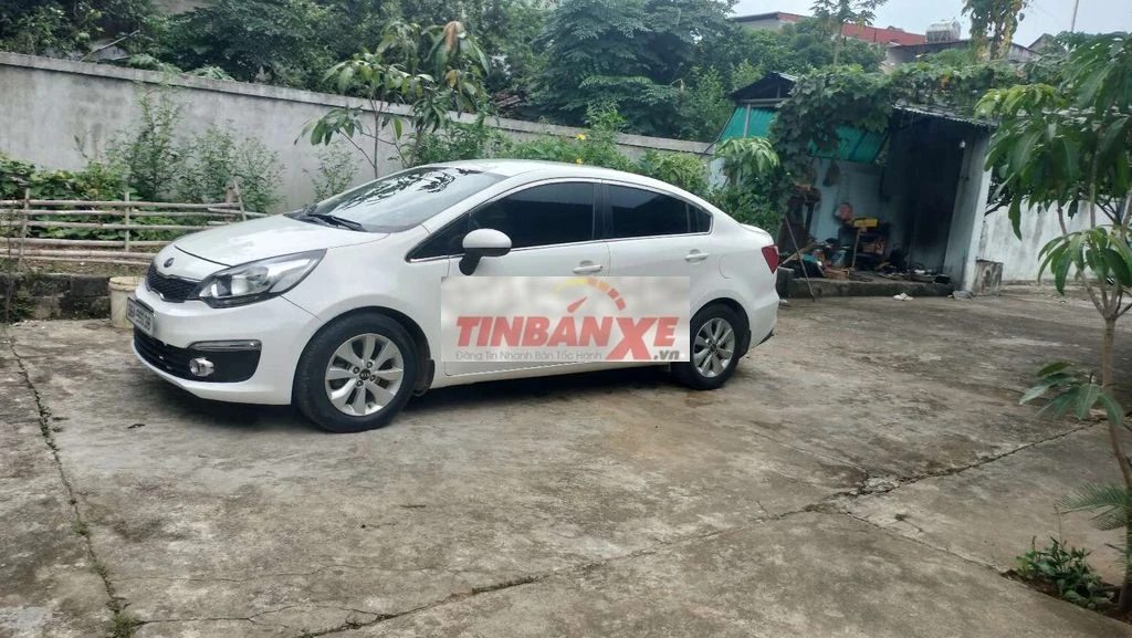 Kia Rio nhập khẩu 2015