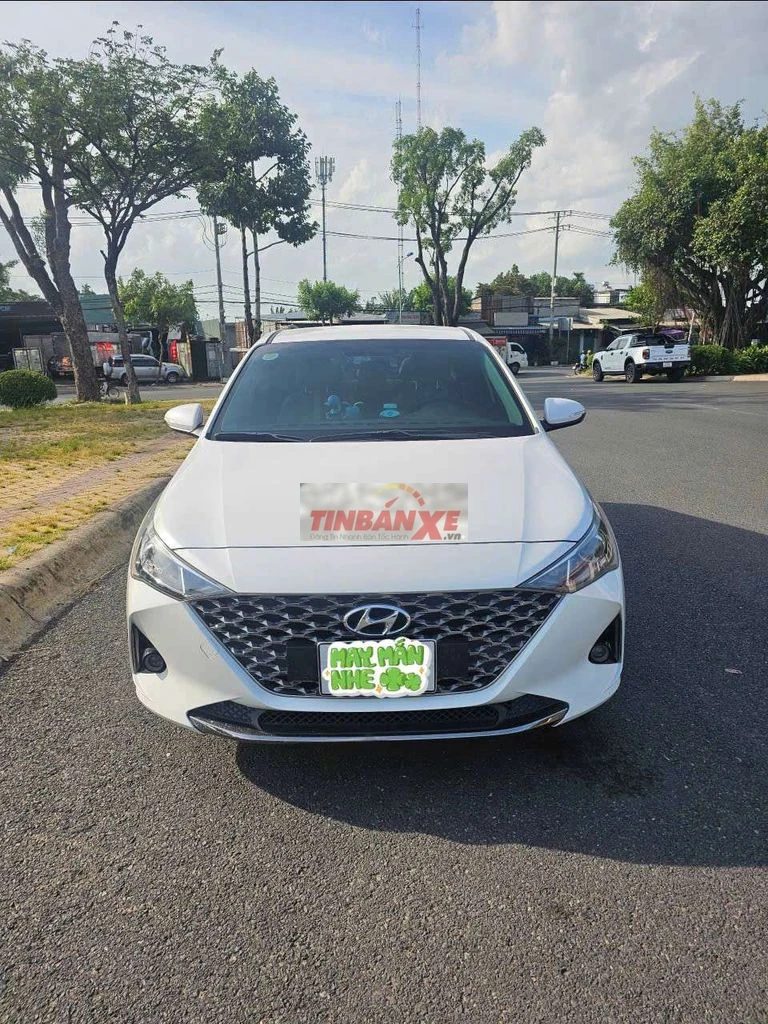 Hyundai Accent 2021 Số tự động Trắng 20.000km