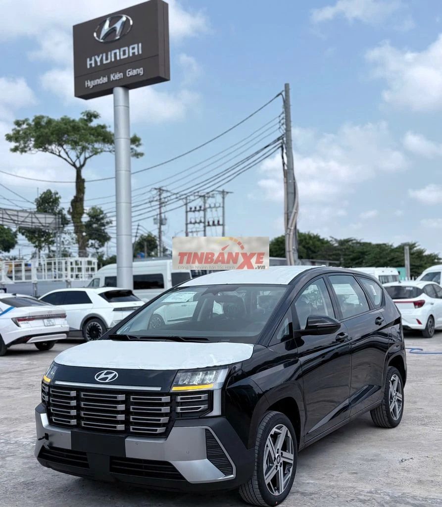 Hyundai Stargazer Cao cấp 7 chỗ đủ màu