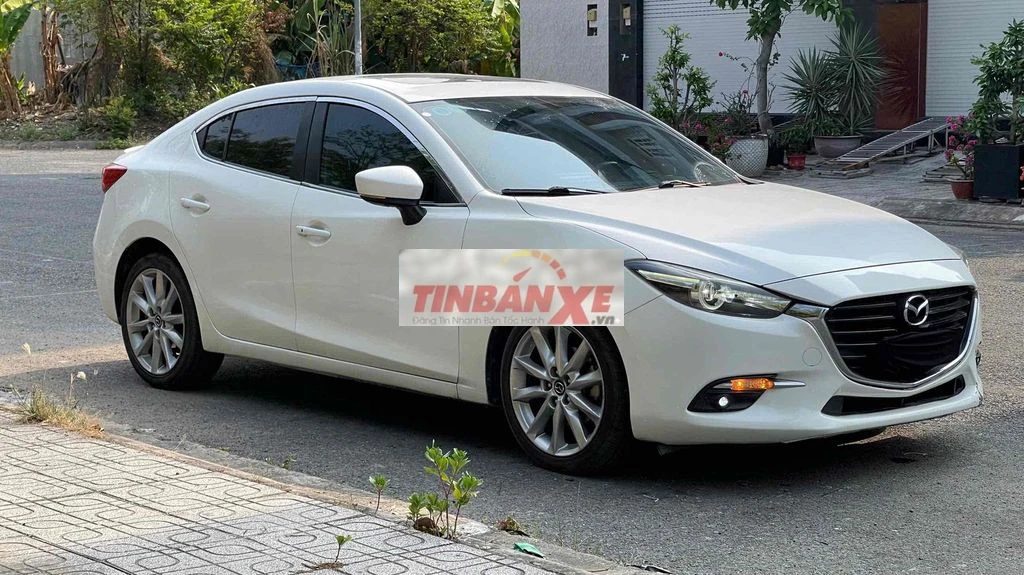 Mazda Mazda 3 2.0 2017 56.000km Trắng