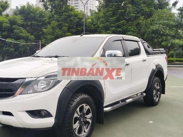 Mazda BT-50 2017 Trắng Tự động 17000 km