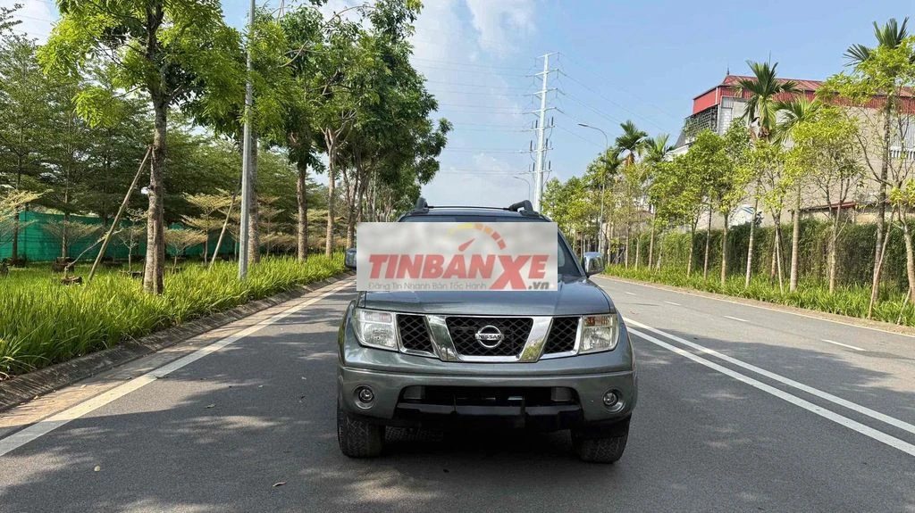Nissan Navara 2012 AT 2 cầu
