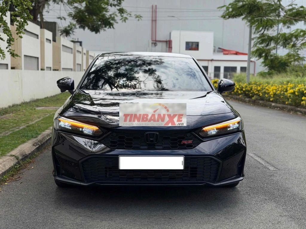 Honda Civic RS 2025 Đen 15.000km