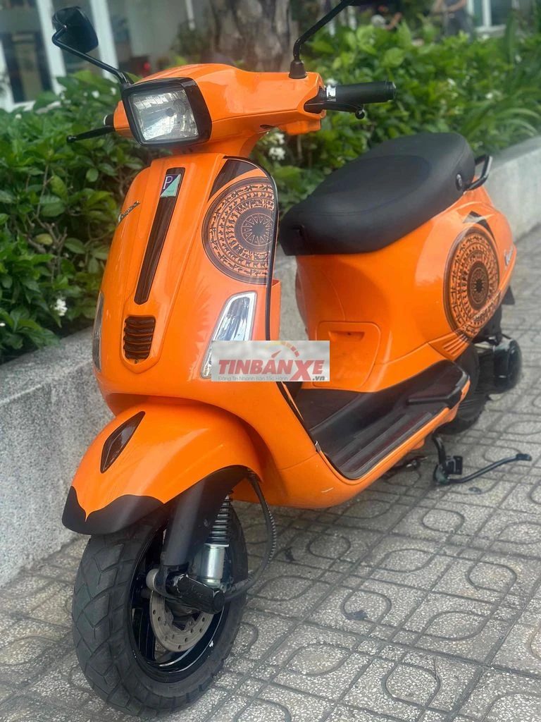 Piaggio Vespa S125 3Vie 2013 Cam đen zin mới 80%