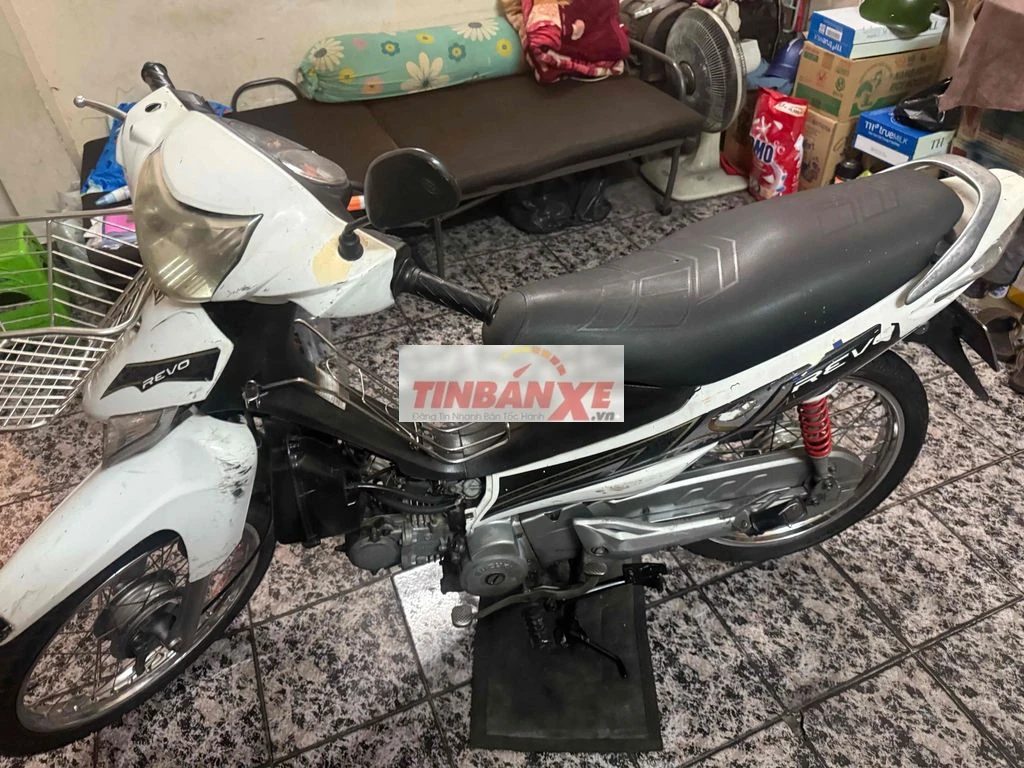 Suzuki Revo 110cc nhut doi 2013