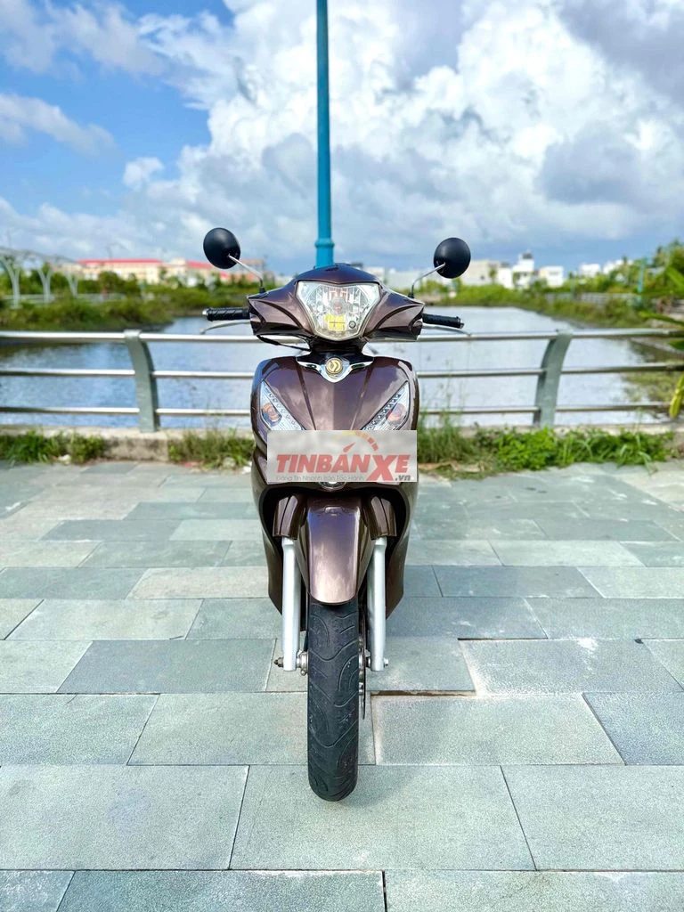 🛵Sym Shark 125 Máy Zin Êm Xe Sạch Đẹp Keng
