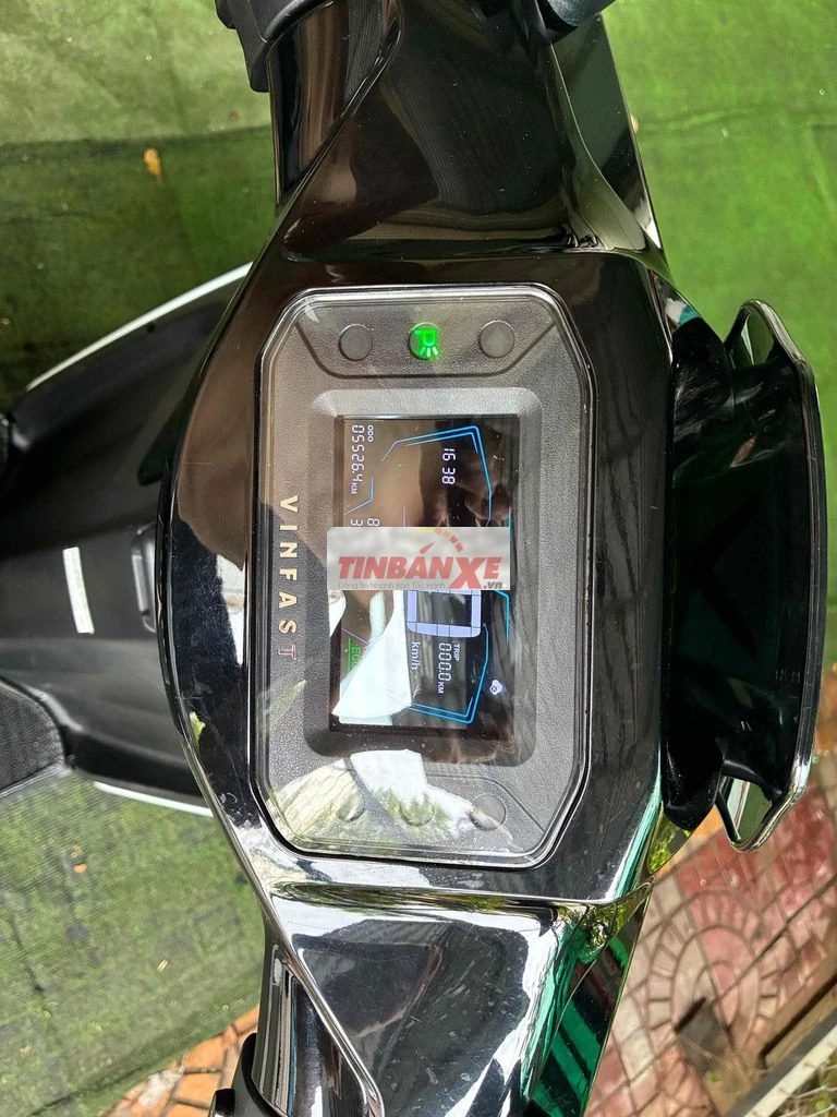 Xe máy điện VinFast Theon S 2025 Trắng