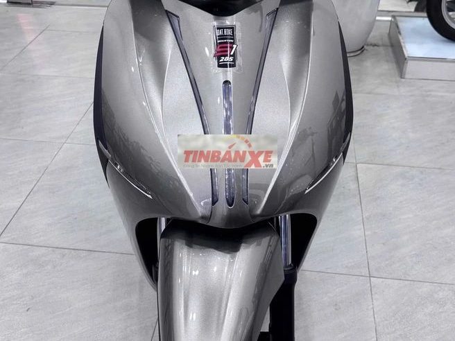 Xe máy điện Dat Bike Quantum S1 Xám