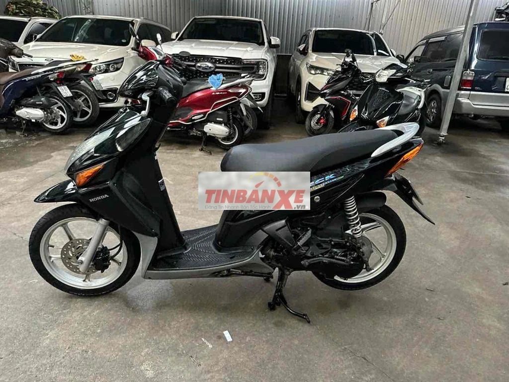Honda Click 110 màu đen đời 2009 bstp