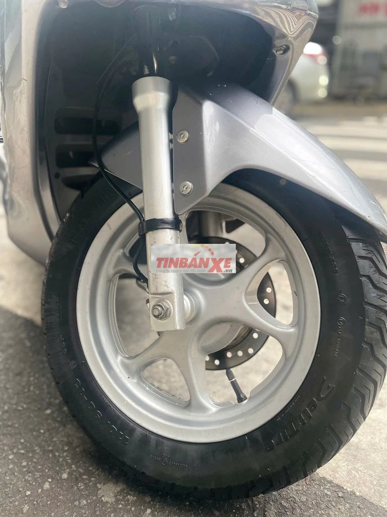 Honda Dylan 150cc Ý màu Xám
