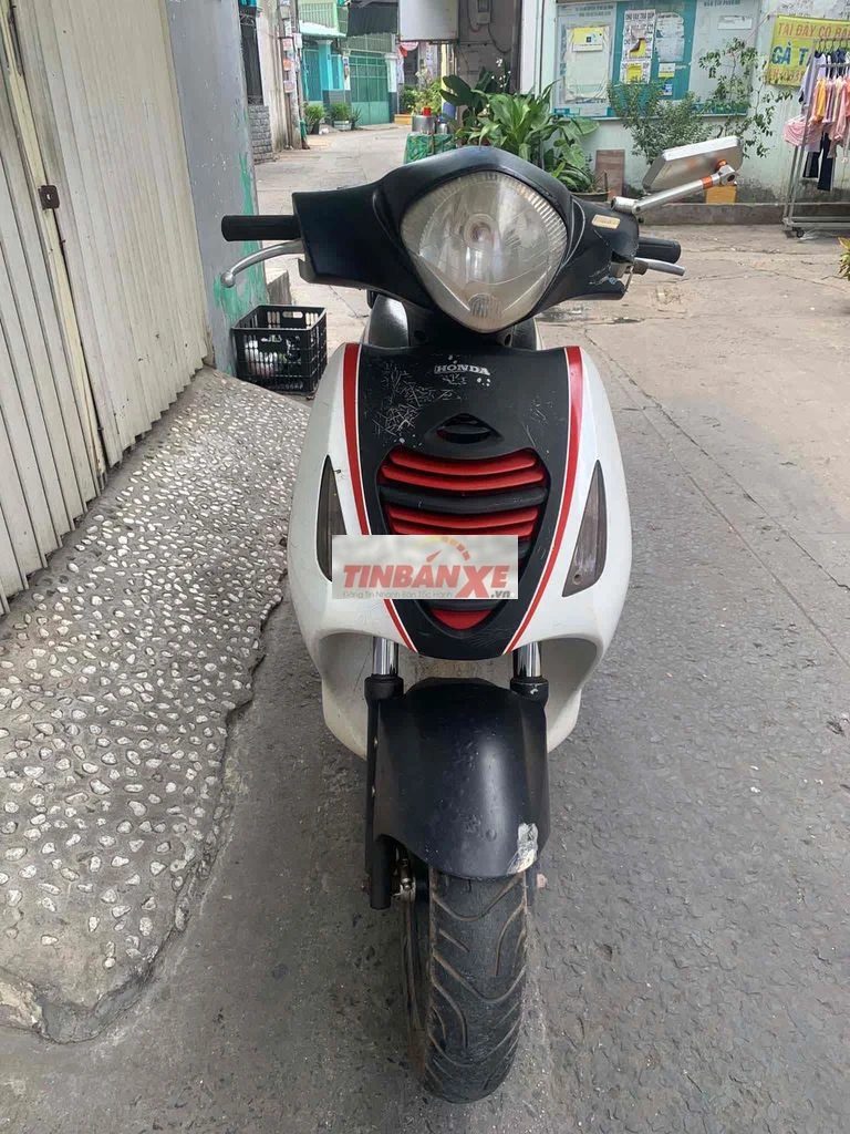 Honda PS 2024 Trắng, Đen