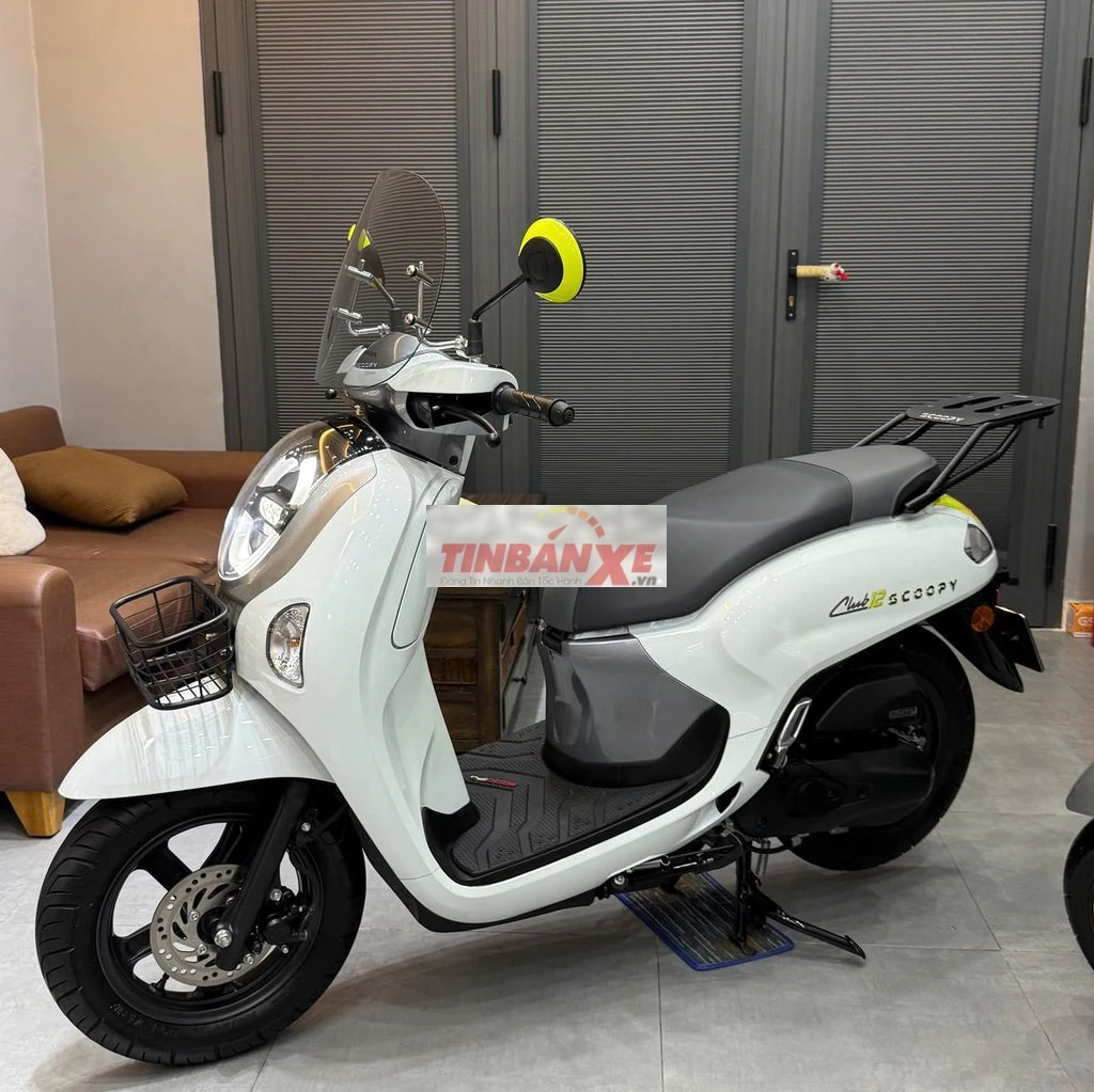 Honda Scoopy 110 Club12 Thái Lan Trắng 1900 km