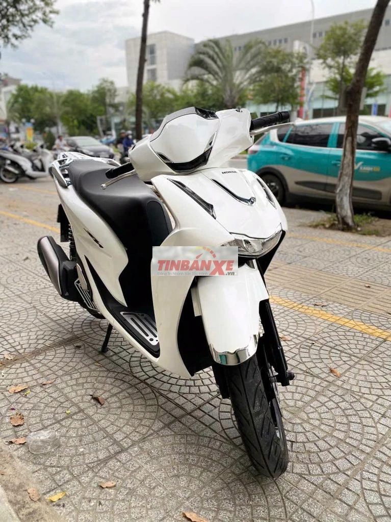 Honda SH 2026 Trắng, siêu mới máy rin chạy êm