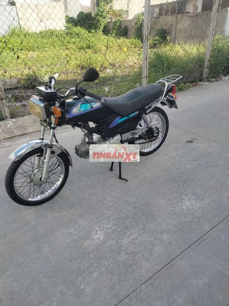 Honda Win Nhật 100 . bán dùm ông chú.