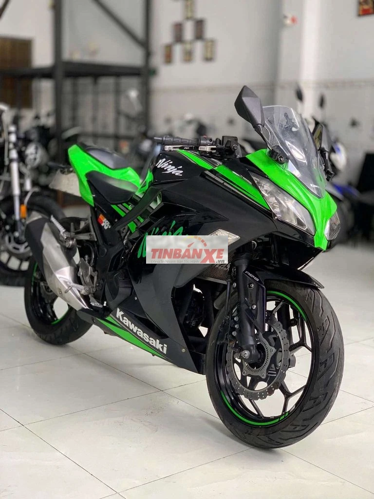 Kawasaki Ninja ABS 2017 Đen, Xanh lá