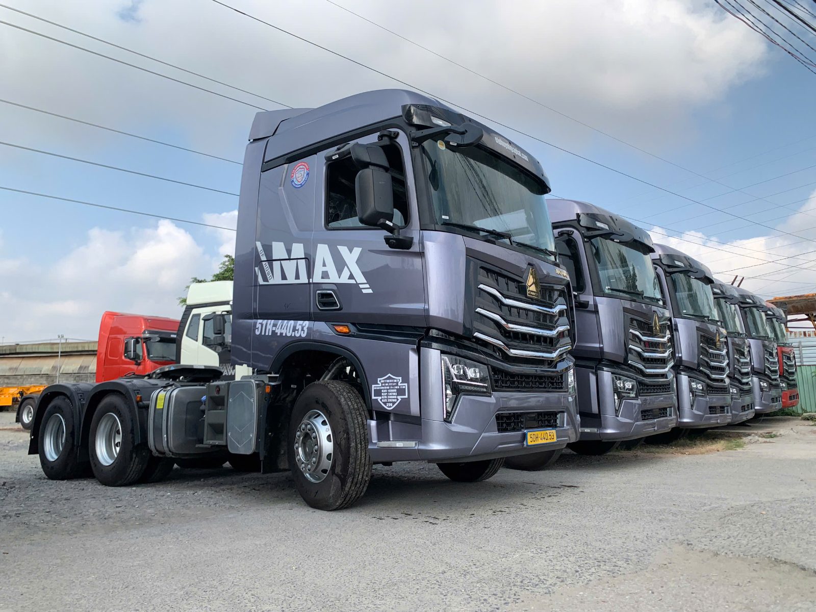 Xe đầu kéo howo max 440HP - 460HP, giải pháp tăng hiệu quả vận tải