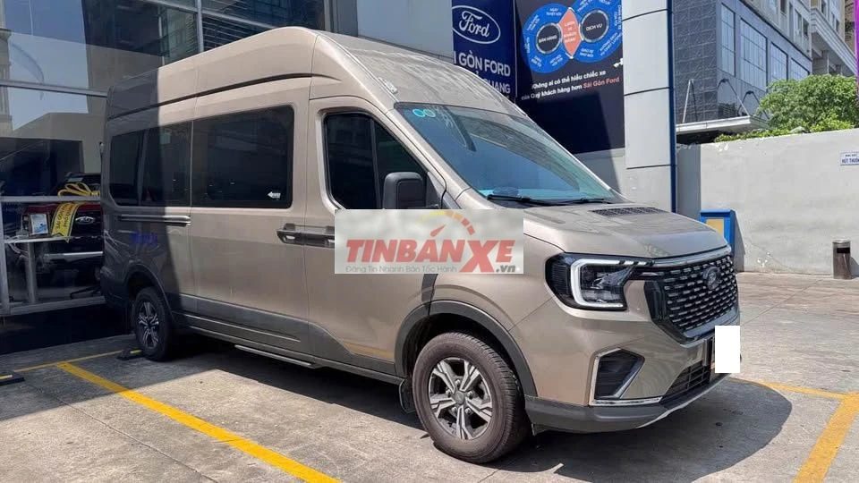🔴Ford Transit premium 16c trần cao odo thấp giá tl
