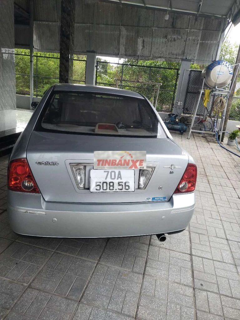 Ford Laser Số tự động Bạc