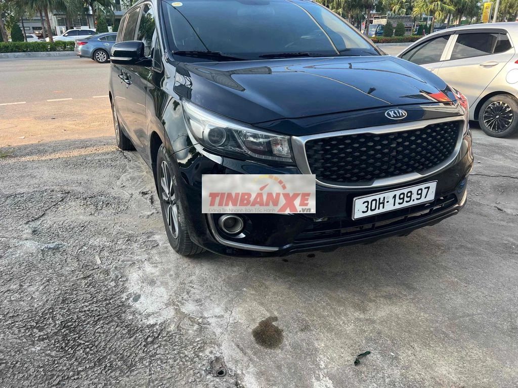 Kia Sedona 2017 Dầu Đen