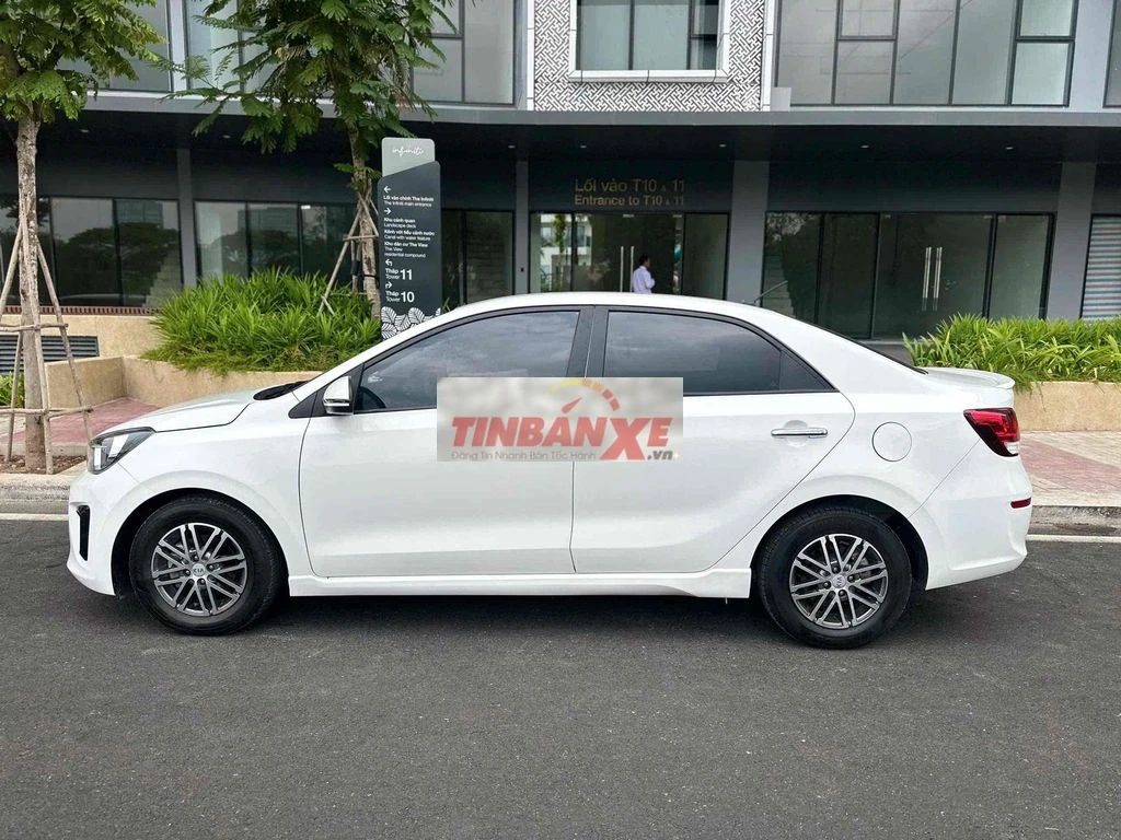 Kia Soluto Luxury AT 2021 Trắng 60000 km