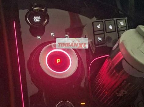 Kia Sportage Signature 1.6 turbo 2025 Trắng