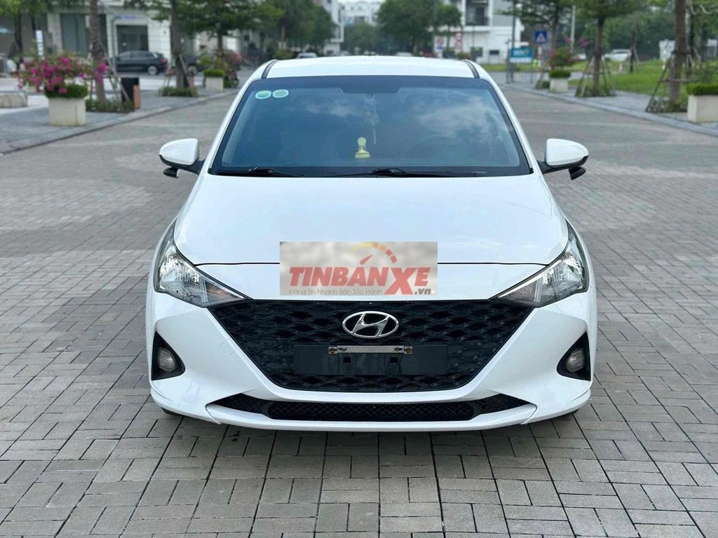 Hyundai Accent 2023 Số sàn 55000 km Trắng