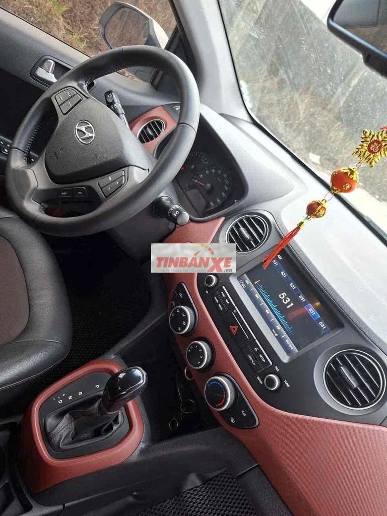 Hyundai Grand i10 2019 Tự động Trắng